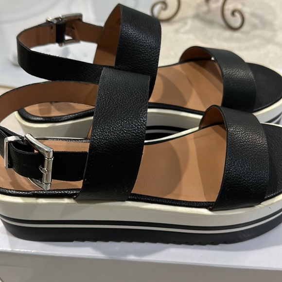 Steve Madden black sandals - Picture 2 of 4